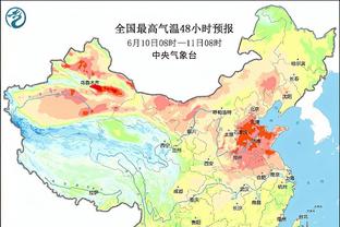 跨界联动！维尼修斯送詹姆斯球衣 后者回送签名一份